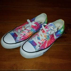 Tie dye converse